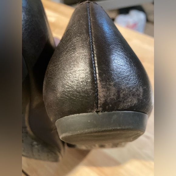 Simply Vera Wang flats in size 8 M. In great condition 🌺 - Picture 7 of 7